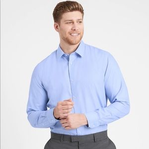 Banana Republic Men’s Grant Fit Slim Fit Non-Iron Dress Shirt (White)